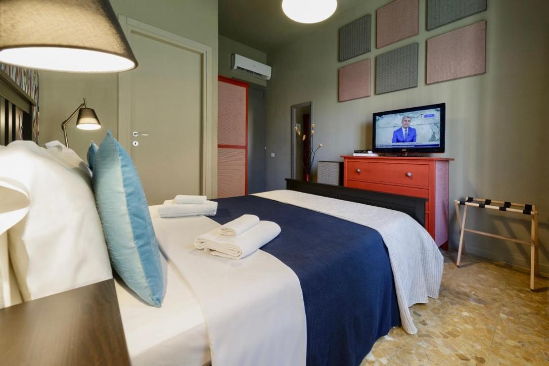 Budget Rooms Sonnino 37 Кальярі Екстер'єр фото