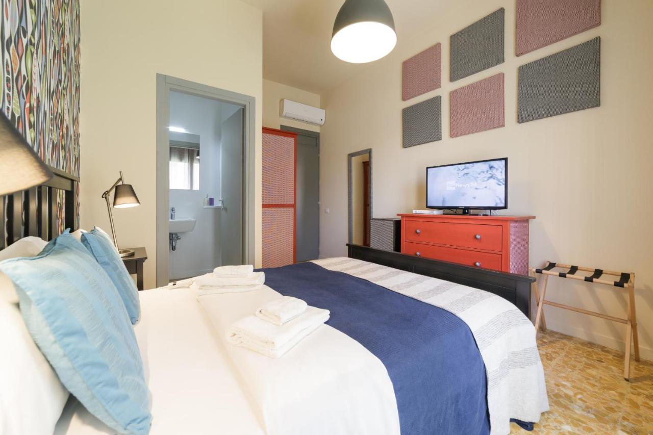 Budget Rooms Sonnino 37 Кальярі Екстер'єр фото