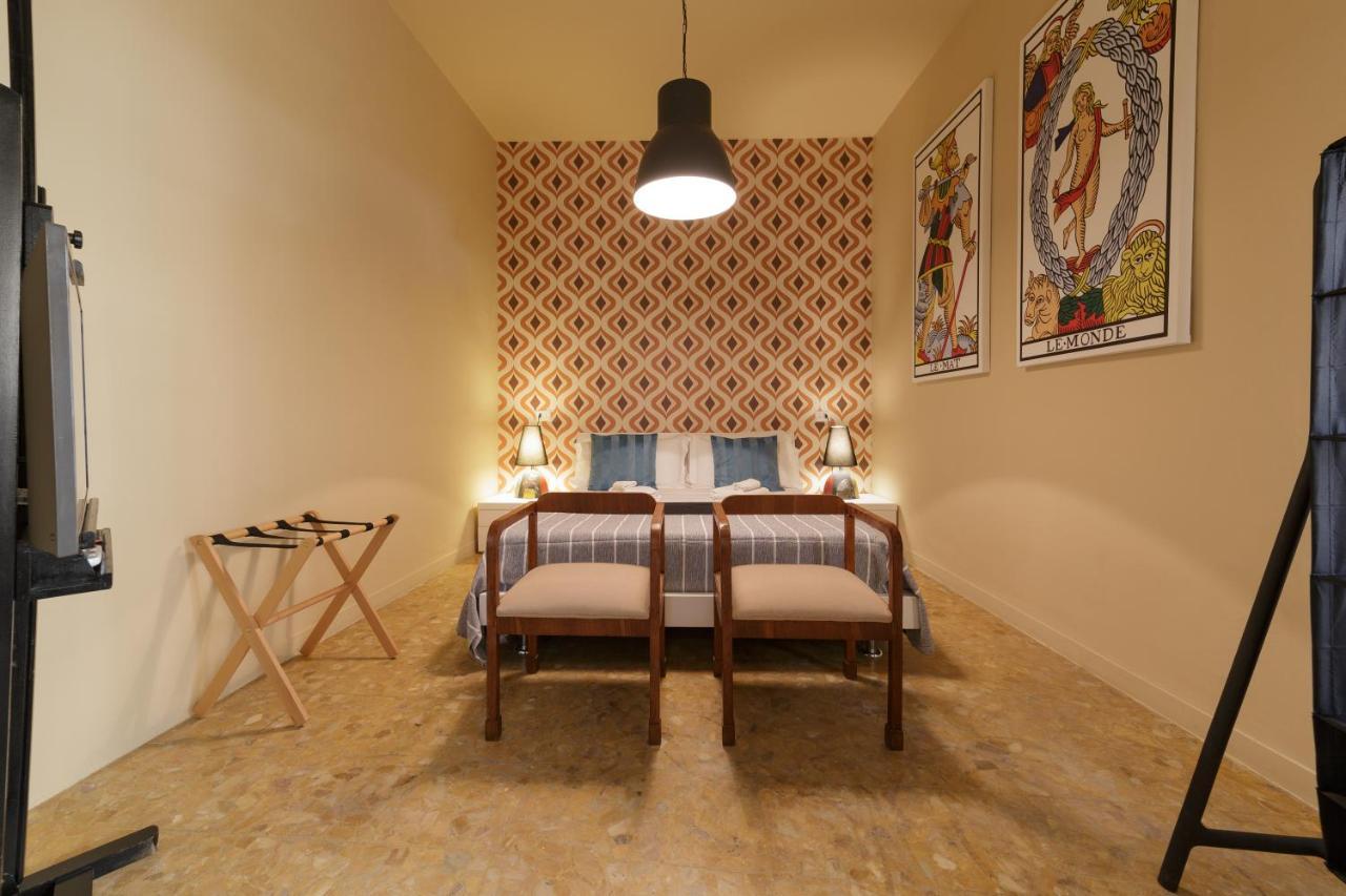 Budget Rooms Sonnino 37 Кальярі Екстер'єр фото